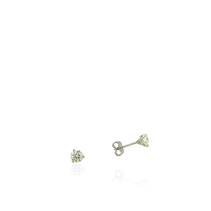 14 Karat White Gold 0.60 cttw Diamond Studs